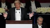 КАД ТРАМП РОШТИЉА: Демократама пресела Ал Смитова вечера (ВИДЕО/ФОТО) КАД ТРАМП РОШТИЉА: Демократама пресела Ал Смитова вечера (ВИДЕО/ФОТО)