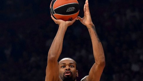 PANTEROVA DOMINACIJA: Nekadašnji kapiten Partizana utišao Istanbul! Marjanović i Gudurić skromni u pobedi Fenera