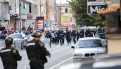HULIGANI U NOVOM PAZARU UNIŠTILI SVE: Razlupali auto poznatoj srpskoj atletičarki (FOTO) HULIGANI U NOVOM PAZARU UNIŠTILI SVE: Razlupali auto poznatoj srpskoj atletičarki (FOTO)