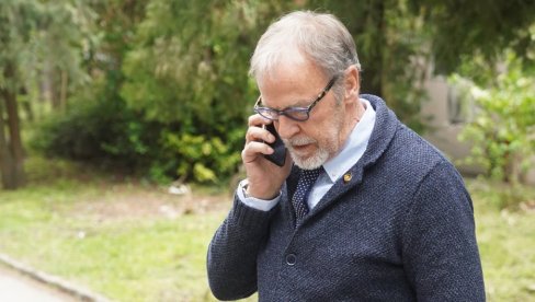 ГЛУМАЦ ДОБИО СИНА У 7. ДЕЦЕНИЈИ: Са лепом Београђанком Миленом која је од њега млађа 30 година (ФОТО) ГЛУМАЦ ДОБИО СИНА У 7. ДЕЦЕНИЈИ: Са лепом Београђанком Миленом која је од њега млађа 30 година (ФОТО)
