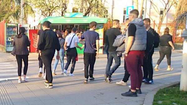 КОНКУРС ЗА СТУДЕНТЕ: Велико Градиште додељује 12 општинских стипендија КОНКУРС ЗА СТУДЕНТЕ: Велико Градиште додељује 12 општинских стипендија