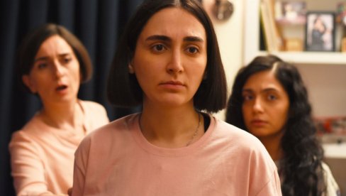 НАГРАЂЕНИ СТИЖУ НА ФАФ: У програму 30.Фестивала ауторског филма и остварења Емилија Перез и Семе свете смокве НАГРАЂЕНИ СТИЖУ НА ФАФ: У програму 30.Фестивала ауторског филма и остварења Емилија Перез и Семе свете смокве