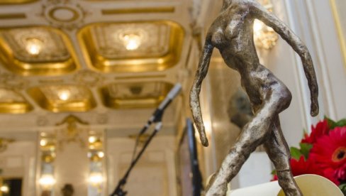 DODELJENE NAGRADE UBUS ZA PROTEKLE DVE SEZONE:: Parlić za koreografiju Igora Koruge DODELJENE NAGRADE UBUS ZA PROTEKLE DVE SEZONE:: Parlić za koreografiju Igora Koruge