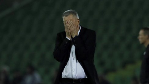 IGRAO ZA CRVENU ZVEZDU, SAD IZBAČEN IZ FUDBALA: Iskusni trener je zbog ovoga žestoko kažnjen! IGRAO ZA CRVENU ZVEZDU, SAD IZBAČEN IZ FUDBALA: Iskusni trener je zbog ovoga žestoko kažnjen!