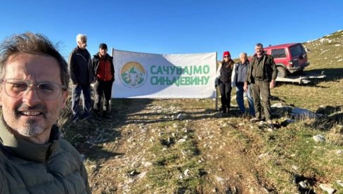 NOVA BORBA ZA SPAS SINJAJEVINE: Ekolozi stali pred bagere i oterali neimare (FOTO) NOVA BORBA ZA SPAS SINJAJEVINE: Ekolozi stali pred bagere i oterali neimare (FOTO)