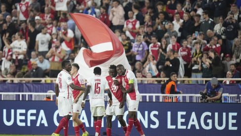 МОНАКО ИЗНЕНАДИО ПСЖ: Минамино срушио шампиона Француске