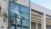 OVAKO IZGLEDA KUĆA NETANJAHUA NAKON NAPADA DRONOM: Detalji događaja i dalje nepoznati (FOTO/VIDEO) OVAKO IZGLEDA KUĆA NETANJAHUA NAKON NAPADA DRONOM: Detalji događaja i dalje nepoznati (FOTO/VIDEO)