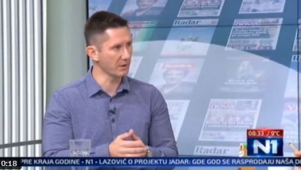 ОПОЗИЦИЈА ПОРУЧИЛА СА Н1: Путину је потребан Вучић, он једини није увео санкције Русији и Србија им је једини партнер у Европи! (ВИДЕО) ОПОЗИЦИЈА ПОРУЧИЛА СА Н1: Путину је потребан Вучић, он једини није увео санкције Русији и Србија им је једини партнер у Европи! (ВИДЕО)