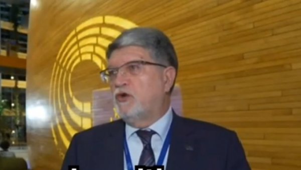 НАПАЛИ ВУЧИЋА И БРНАБИЋЕВУ ЈЕР БРАНЕ СРБИЈУ! Пицула поновио на Н1 да је Косово независно, шолаковци поручили да су задовољни (ВИДЕО) НАПАЛИ ВУЧИЋА И БРНАБИЋЕВУ ЈЕР БРАНЕ СРБИЈУ! Пицула поновио на Н1 да је Косово независно, шолаковци поручили да су задовољни (ВИДЕО)