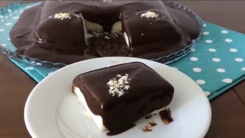 MLEČNE KOCKE PRELIVENE ČOKOLADOM: Kolač toliko kremast da se topi u ustima (VIDEO) MLEČNE KOCKE PRELIVENE ČOKOLADOM: Kolač toliko kremast da se topi u ustima (VIDEO)