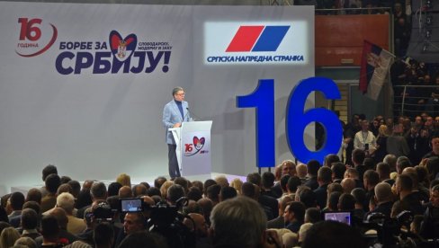 DA SRBIJA IDE NAPRED! JAKE PORUKE VUČIĆA IZ VRŠCA: Obeleženo 16 godina postojanja SNS-a (FOTO/VIDEO) DA SRBIJA IDE NAPRED! JAKE PORUKE VUČIĆA IZ VRŠCA: Obeleženo 16 godina postojanja SNS-a (FOTO/VIDEO)