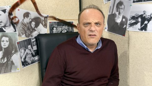 ČUROVIĆU UMRLA MAJKA NA RUKAMA: Kuća prazna, više nema nikoga - to je najteže ČUROVIĆU UMRLA MAJKA NA RUKAMA: Kuća prazna, više nema nikoga - to je najteže