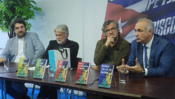 АКО СЕ ЧОВЕК НЕ ЖРТВУЈЕ, ОН НЕ ПОСТОЈИ: Кустурица на сајму представио своја сабрана дела у пет књига АКО СЕ ЧОВЕК НЕ ЖРТВУЈЕ, ОН НЕ ПОСТОЈИ: Кустурица на сајму представио своја сабрана дела у пет књига