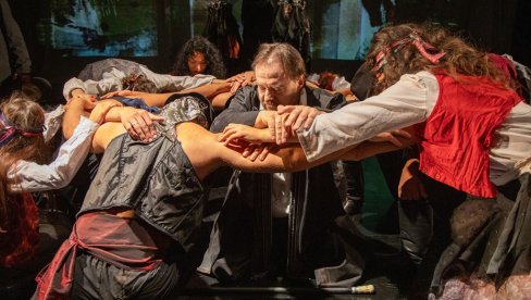 KLASIČNO POZORIŠTE – NOVA STRAST: Večeras u Vršcu počinje festival „Vršačka pozorišna jesen“ KLASIČNO POZORIŠTE – NOVA STRAST: Večeras u Vršcu počinje festival „Vršačka pozorišna jesen“