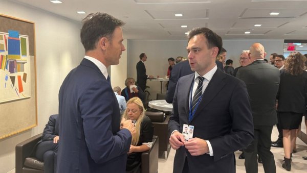 СИНИША МАЛИ У ВАШИНГТОНУ: Задовољни смо добили смо признања за рад СИНИША МАЛИ У ВАШИНГТОНУ: Задовољни смо добили смо признања за рад