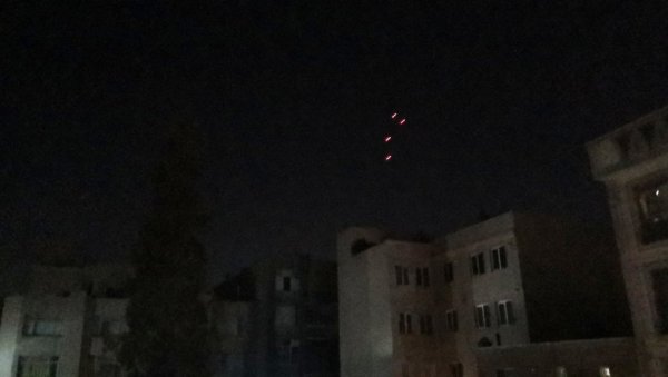 РАТ У ИЗРАЕЛУ: Иран - Успешно смо се супротставили израелском нападу, нанета ограничена штета (ФОТО/ВИДЕО) РАТ У ИЗРАЕЛУ: Иран - Успешно смо се супротставили израелском нападу, нанета ограничена штета (ФОТО/ВИДЕО)