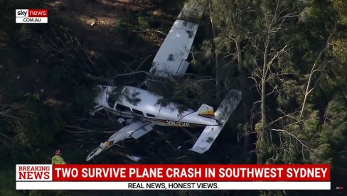 TROJE MRTVIH U SUDARU AVIONA U AUSTRLALIJI: Meštani u šoku - Zvučalo je kao katastrofalan kvar motora (VIDEO) TROJE MRTVIH U SUDARU AVIONA U AUSTRLALIJI: Meštani u šoku - Zvučalo je kao katastrofalan kvar motora (VIDEO)