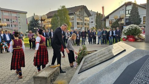 SLAVSKE SVEČANOSTI U UGLJEVIKU: Sećanje na div junake SLAVSKE SVEČANOSTI U UGLJEVIKU: Sećanje na div junake