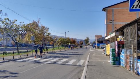 SVEČANO I RADNO: Četvrti Pazarski polumaraton SVEČANO I RADNO: Četvrti Pazarski polumaraton