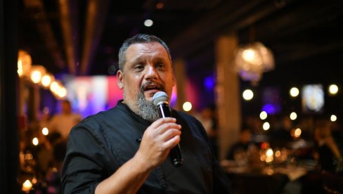 KUVANJE ZAČINJAVAM ZNANJEM I LJUBAVLJU: Poznati kuvar Tomislav Gretić o gastronomiji, kuvanju za Tinu Tarner, svetskim lancima hotela... KUVANJE ZAČINJAVAM ZNANJEM I LJUBAVLJU: Poznati kuvar Tomislav Gretić o gastronomiji, kuvanju za Tinu Tarner, svetskim lancima hotela...