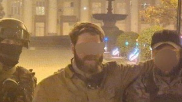 РУСКИ ИЗВОРИ ТВРДЕ: Специјалци код Угљедара спасили Американца који је радио за Москву РУСКИ ИЗВОРИ ТВРДЕ: Специјалци код Угљедара спасили Американца који је радио за Москву