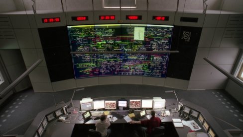 PRVA LINIJA ODBRANE OD SAJBER NAPADA: Novosti istražuju šta donosi Zakon o informacionoj bezbednosti PRVA LINIJA ODBRANE OD SAJBER NAPADA: Novosti istražuju šta donosi Zakon o informacionoj bezbednosti