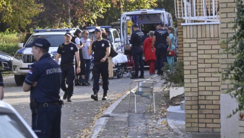 SPASEN ŽIVOT MLADIĆU KOGA JE UPUCAO OTAC NA BEŽANIJSKOJ KOSI: Lekari uspeli da ga operišu, poznato u kakvom je stanju SPASEN ŽIVOT MLADIĆU KOGA JE UPUCAO OTAC NA BEŽANIJSKOJ KOSI: Lekari uspeli da ga operišu, poznato u kakvom je stanju