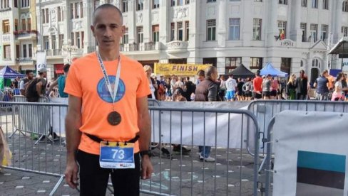 DALIBOR OBORIO VRŠAČKI REKORD: Maraton u Temišvaru istrčao za manje od tri sata DALIBOR OBORIO VRŠAČKI REKORD: Maraton u Temišvaru istrčao za manje od tri sata
