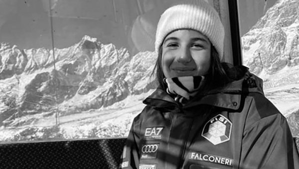 ТРАГИЧНА СМРТ МЛАДЕ СПОРТИСТКИЊЕ! Имала је само 19 година, погинула на стази ТРАГИЧНА СМРТ МЛАДЕ СПОРТИСТКИЊЕ! Имала је само 19 година, погинула на стази