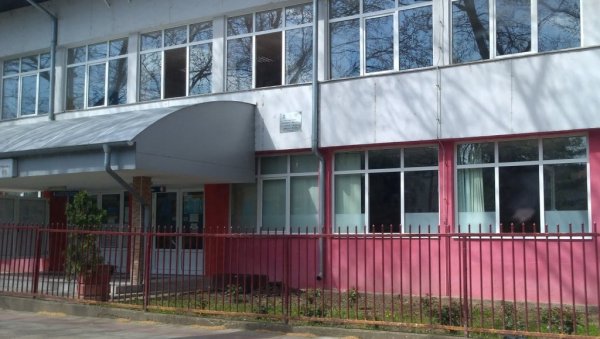 АКЦИЈА У КОСТОЛЦУ: Сутра средњошколци дају крв АКЦИЈА У КОСТОЛЦУ: Сутра средњошколци дају крв