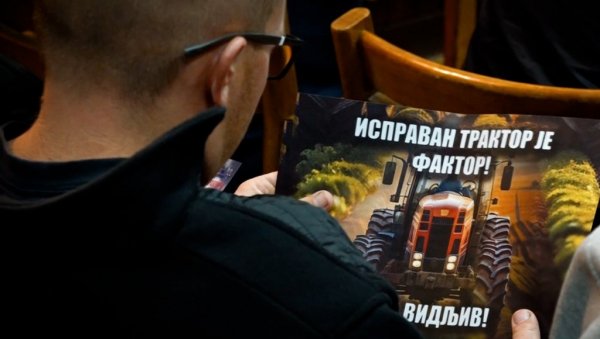 ПОЉОПРИВРЕДНИЦИ ДОБИЛИ РОТАЦИОНА СВЕТЛА: Савет за безбедност саобраћаја у Сомбору наставља са активностима ПОЉОПРИВРЕДНИЦИ ДОБИЛИ РОТАЦИОНА СВЕТЛА: Савет за безбедност саобраћаја у Сомбору наставља са активностима
