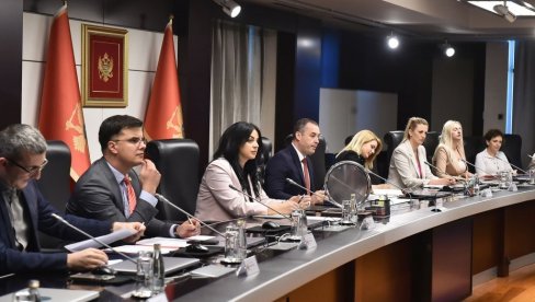 KORAK PO KORAK, BIĆE...: Varhelji najavio do kraja mandata sledeće EK može se očekivati proširenje KORAK PO KORAK, BIĆE...: Varhelji najavio do kraja mandata sledeće EK može se očekivati proširenje