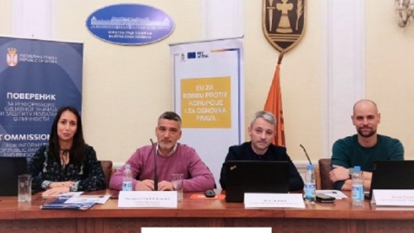 ЗАШТИТА ПОДАТАКА: Обука за представнике 34 јавне установе ЗАШТИТА ПОДАТАКА: Обука за представнике 34 јавне установе