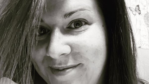 ЋЕРКУ СЕКСУАЛНО ЗЛОСТАВЉАО И УЦЕЊИВАО 7 ГОДИНА: Није знала ко је мучитељ, поверила се оцу, а кад је нашла снимке уследио је шок ЋЕРКУ СЕКСУАЛНО ЗЛОСТАВЉАО И УЦЕЊИВАО 7 ГОДИНА: Није знала ко је мучитељ, поверила се оцу, а кад је нашла снимке уследио је шок