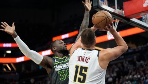 JOKIĆ PIŠE ISTORIJU NBA LIGE: Denver ne briljira, ali je zato Srbin svetla tačka (VIDEO) JOKIĆ PIŠE ISTORIJU NBA LIGE: Denver ne briljira, ali je zato Srbin svetla tačka (VIDEO)