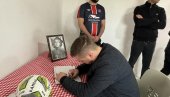 МИЛОШЕ, АНЂЕО ОДАВНО ЈЕСИ: Тужна комеморација у просторијама ФК Потисје у Книћанину МИЛОШЕ, АНЂЕО ОДАВНО ЈЕСИ: Тужна комеморација у просторијама ФК Потисје у Книћанину