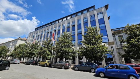 ŠTRAJK NA RUKU KRIMINALCIMA: Sudije nezadovoljne zaradom najavile obustavu rada ŠTRAJK NA RUKU KRIMINALCIMA: Sudije nezadovoljne zaradom najavile obustavu rada