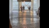 BARSELONA NA UDARU POPLAVA: Aerodrom pod vodom - bujice nose sve pred sobom (VIDEO) BARSELONA NA UDARU POPLAVA: Aerodrom pod vodom - bujice nose sve pred sobom (VIDEO)