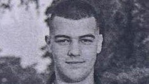 ZAŠTO JE MORALO BAŠ TEBI DA SE DESI? Nemanja Komar (17) ispraćen na večni počinak u Stepanovićevu ZAŠTO JE MORALO BAŠ TEBI DA SE DESI? Nemanja Komar (17) ispraćen na večni počinak u Stepanovićevu