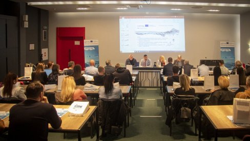 PREDSTAVLJEN PROJEKAT TREBINJA, HERCEG NOVOG I KONAVALA: Zajednički do boljih vodvodnih mreža PREDSTAVLJEN PROJEKAT TREBINJA, HERCEG NOVOG I KONAVALA: Zajednički do boljih vodvodnih mreža
