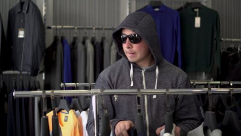 MARKIRANO SVE ČEŠĆE NA METI LOPOVA: U Beogradu u porastu broj krađa skupe garderobe, evo koje tehnike kradljivci koriste (FOTO) MARKIRANO SVE ČEŠĆE NA METI LOPOVA: U Beogradu u porastu broj krađa skupe garderobe, evo koje tehnike kradljivci koriste (FOTO)