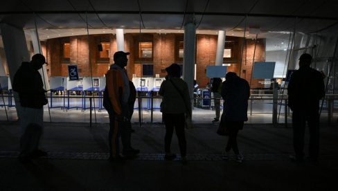 DRŽAVNI SEKRETAR DŽORDŽIJE: Glasanje prekinuto zbog ruskih pretnji bombom DRŽAVNI SEKRETAR DŽORDŽIJE: Glasanje prekinuto zbog ruskih pretnji bombom