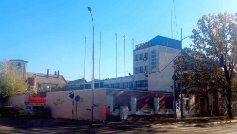 NIKO NIJE ZAINTERESOVAN ZA VRŠAČKU PIVARU: Propao pokušaj prodaje najstarije pivarske industrije u zemlji NIKO NIJE ZAINTERESOVAN ZA VRŠAČKU PIVARU: Propao pokušaj prodaje najstarije pivarske industrije u zemlji