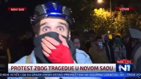 ХАОС У НОВОМ САДУ: Лете цигле и каменице, присталице опозиције разбијају просторије СНС (ВИДЕО) ХАОС У НОВОМ САДУ: Лете цигле и каменице, присталице опозиције разбијају просторије СНС (ВИДЕО)