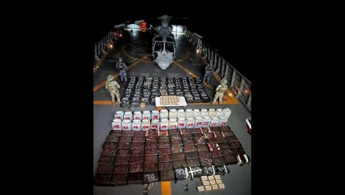 JURILI DILERE PO MORU I HELIKOPTEROM: Nesvakidašnja akcija meksičke mornarice, zaplenjeno 3,6 tona kokaina (VIDEO) JURILI DILERE PO MORU I HELIKOPTEROM: Nesvakidašnja akcija meksičke mornarice, zaplenjeno 3,6 tona kokaina (VIDEO)