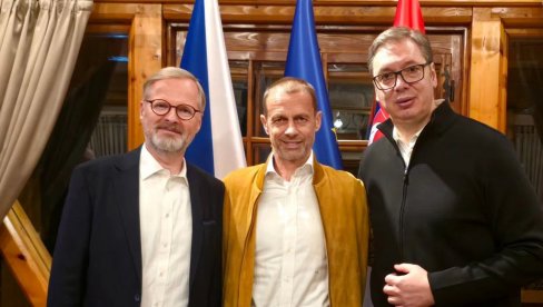 ВУЧИЋ НА ВЕЧЕРИ СА ЧЕФЕРИНОМ И ПРЕМИЈЕРОМ ЧЕШКЕ: Послужио сам гостима најбоље српско месо, поносан на пријатељство (ФОТО) ВУЧИЋ НА ВЕЧЕРИ СА ЧЕФЕРИНОМ И ПРЕМИЈЕРОМ ЧЕШКЕ: Послужио сам гостима најбоље српско месо, поносан на пријатељство (ФОТО)