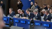 ISTORIJSKI NAJHRABRIJI GOVOR PRED 46 LIDERA: Predsednik Vučić na samitu u Budimpešti (VIDEO) ISTORIJSKI NAJHRABRIJI GOVOR PRED 46 LIDERA: Predsednik Vučić na samitu u Budimpešti (VIDEO)