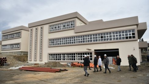 BEZBEDNOST ISPRED ROKOVA: Gradonačelnik Čačka o kašljenju realizacije započetih kapitalnih projekata BEZBEDNOST ISPRED ROKOVA: Gradonačelnik Čačka o kašljenju realizacije započetih kapitalnih projekata