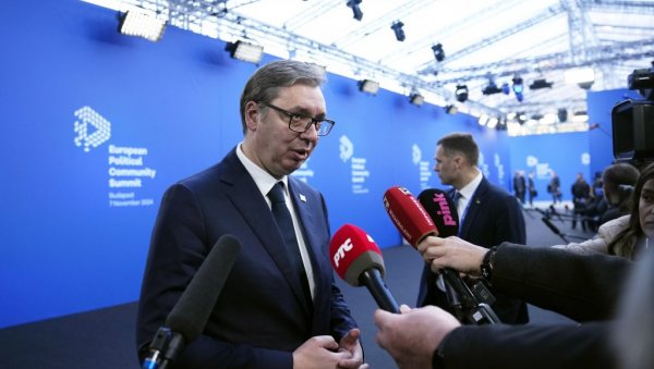 УВЕК СМО БИЛИ НАЈЛАКША МЕТА ЗБОГ НЕУВОЂЕЊА САНКЦИЈА РУСИЈИ: Вучић - Али наша подршка Украјини била је већа чак и од неких земаља ЕУ УВЕК СМО БИЛИ НАЈЛАКША МЕТА ЗБОГ НЕУВОЂЕЊА САНКЦИЈА РУСИЈИ: Вучић - Али наша подршка Украјини била је већа чак и од неких земаља ЕУ