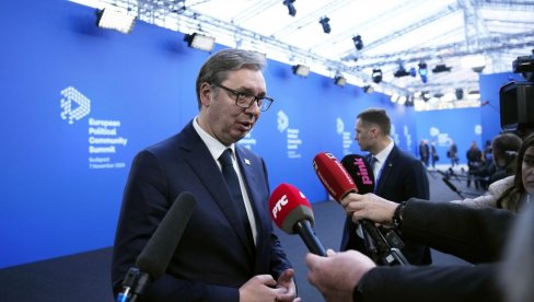 УВЕК СМО БИЛИ НАЈЛАКША МЕТА ЗБОГ НЕУВОЂЕЊА САНКЦИЈА РУСИЈИ: Вучић - Али наша подршка Украјини била је већа чак и од неких земаља ЕУ УВЕК СМО БИЛИ НАЈЛАКША МЕТА ЗБОГ НЕУВОЂЕЊА САНКЦИЈА РУСИЈИ: Вучић - Али наша подршка Украјини била је већа чак и од неких земаља ЕУ